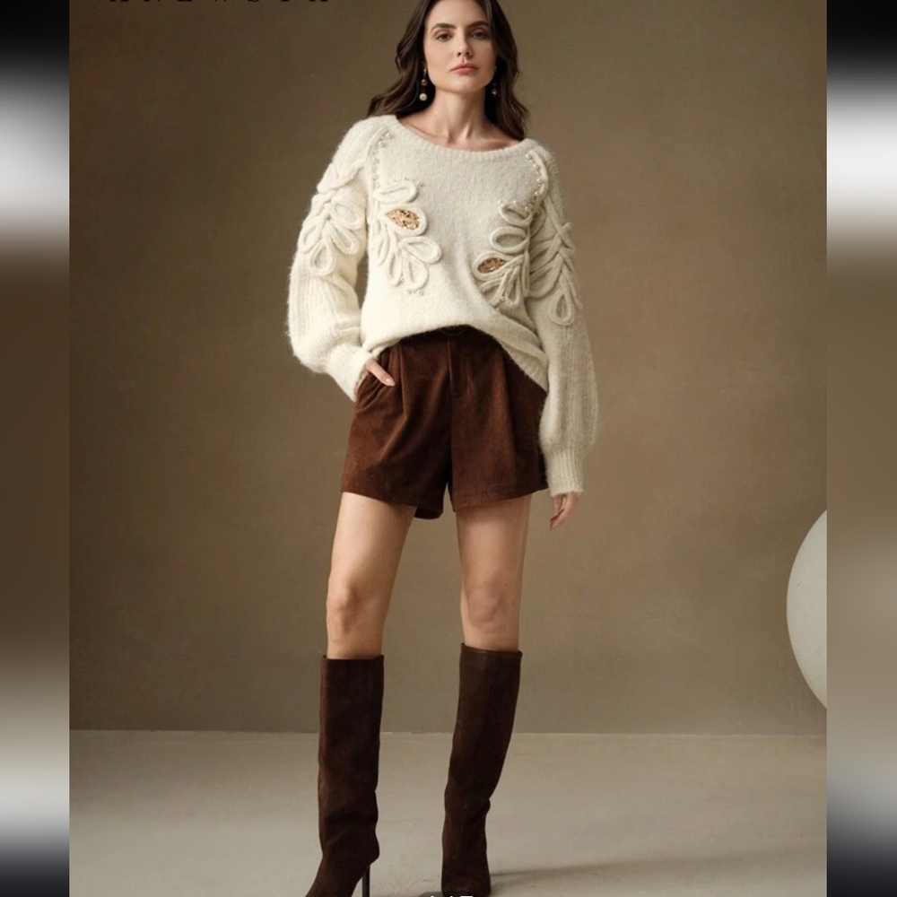 Lizelle Collection Crew Neck Long Sleeve sweater sequin and pearl soft Large - Picture 14 of 16